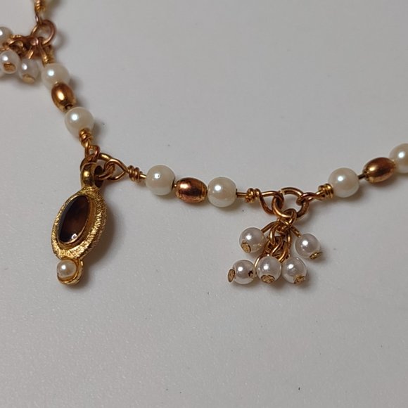 Pretty Gold Tone And White Bead Necklace Adjustable 14 To 16 Inches Long - Picture 5 of 12